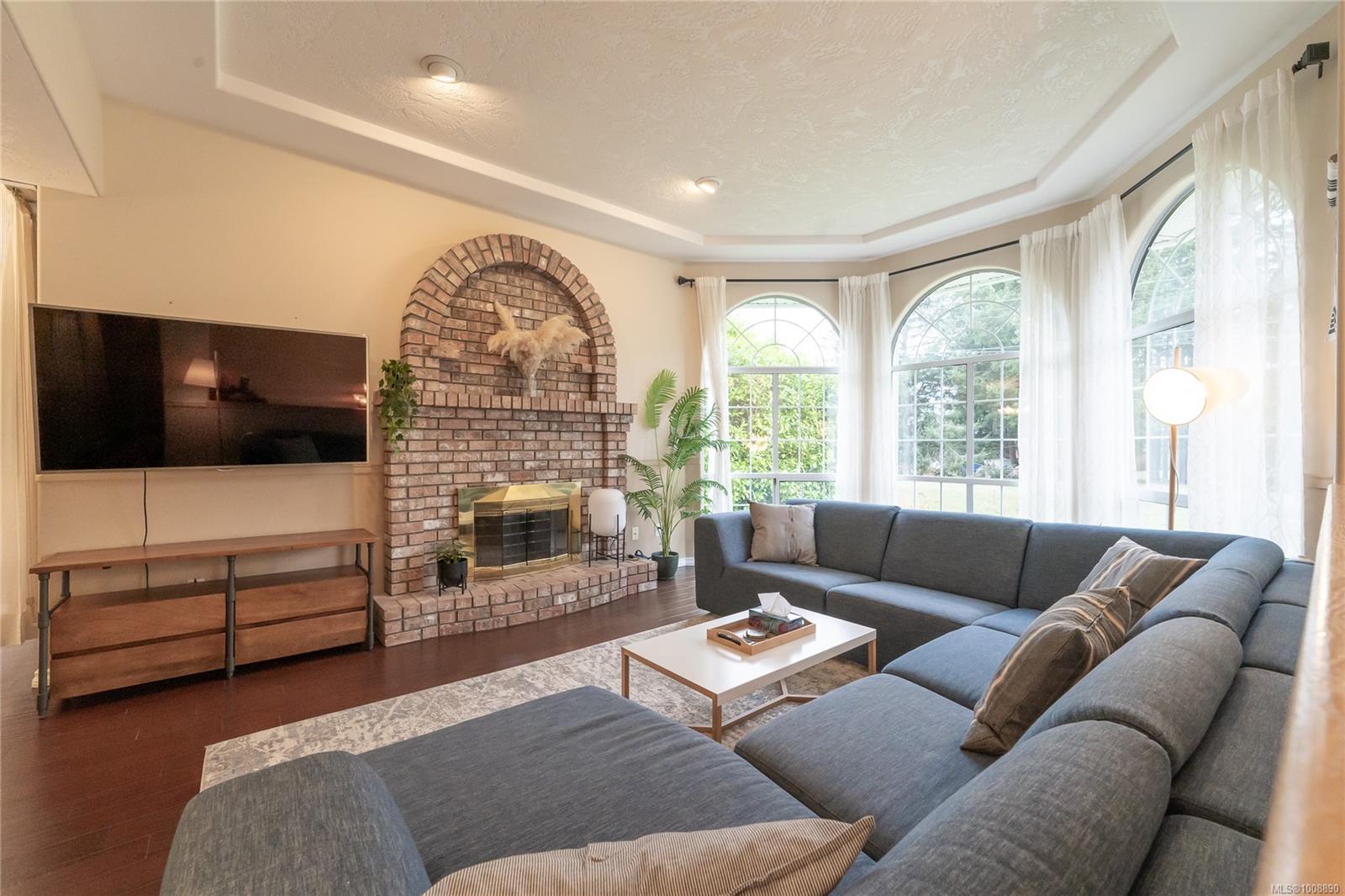 2107 Amethyst Way