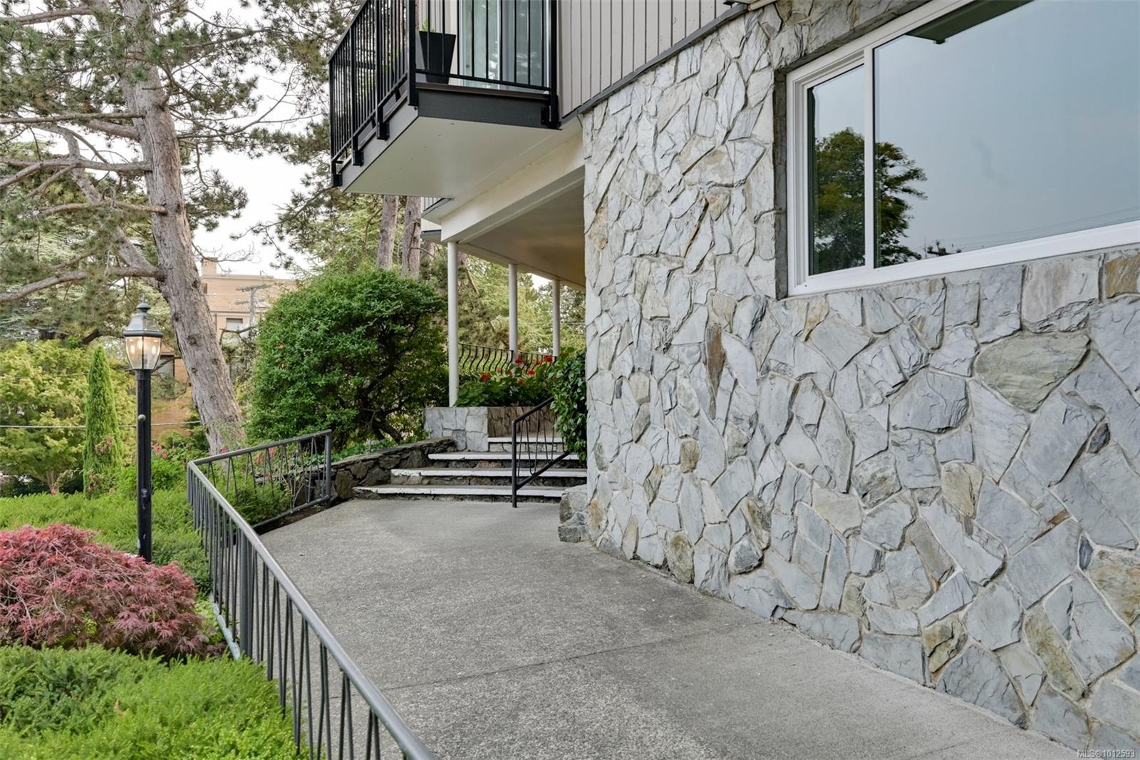 1400 Newport Ave # 110