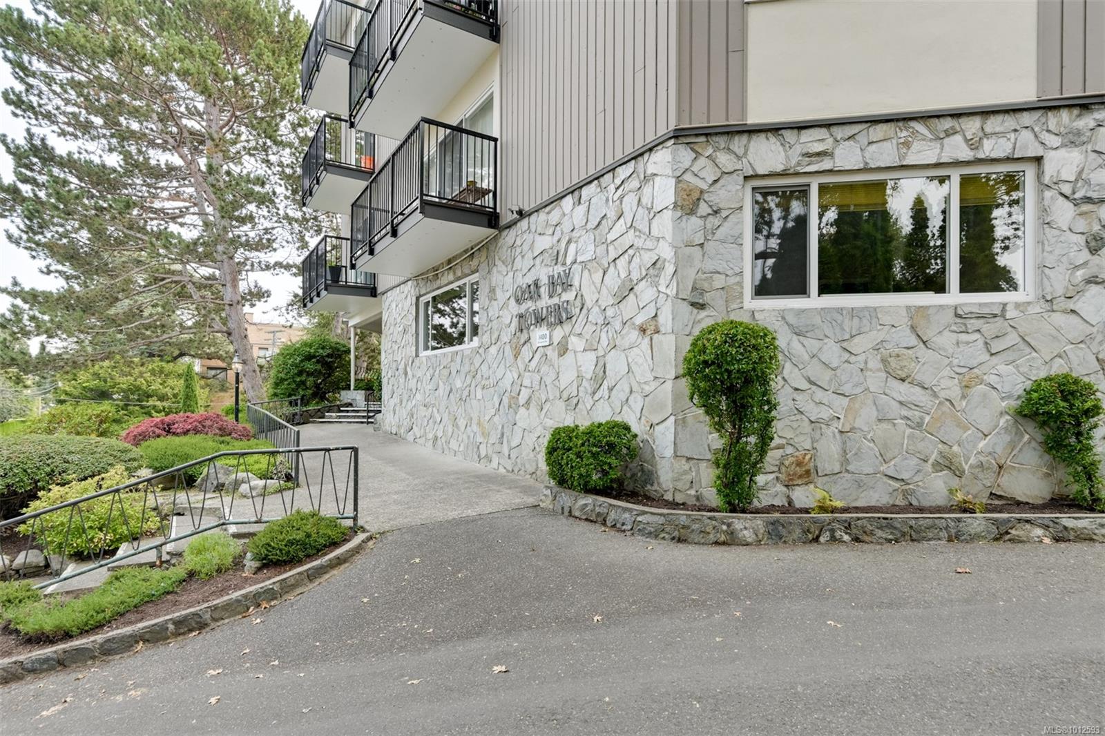 1400 Newport Ave # 110