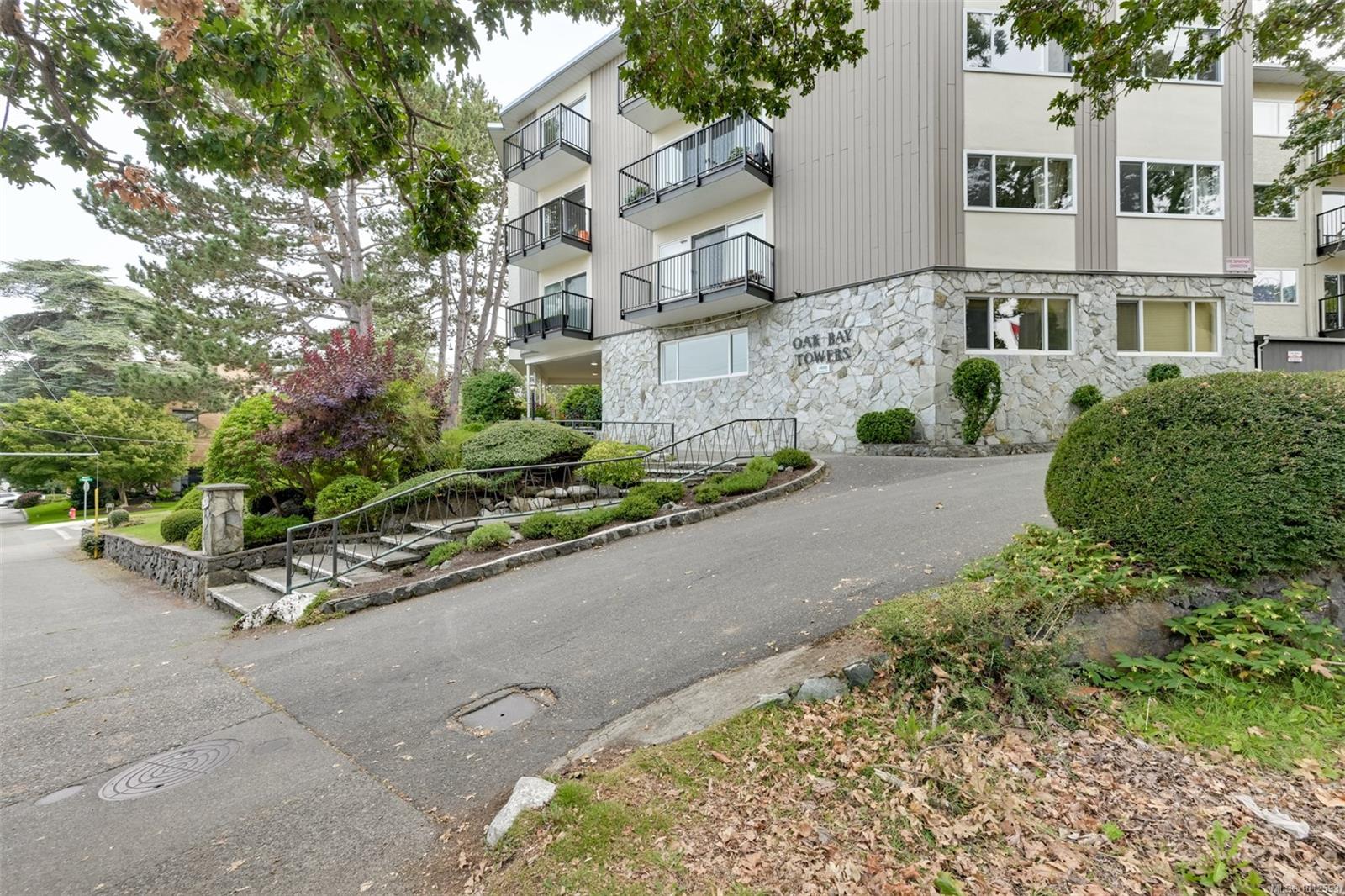 1400 Newport Ave # 110