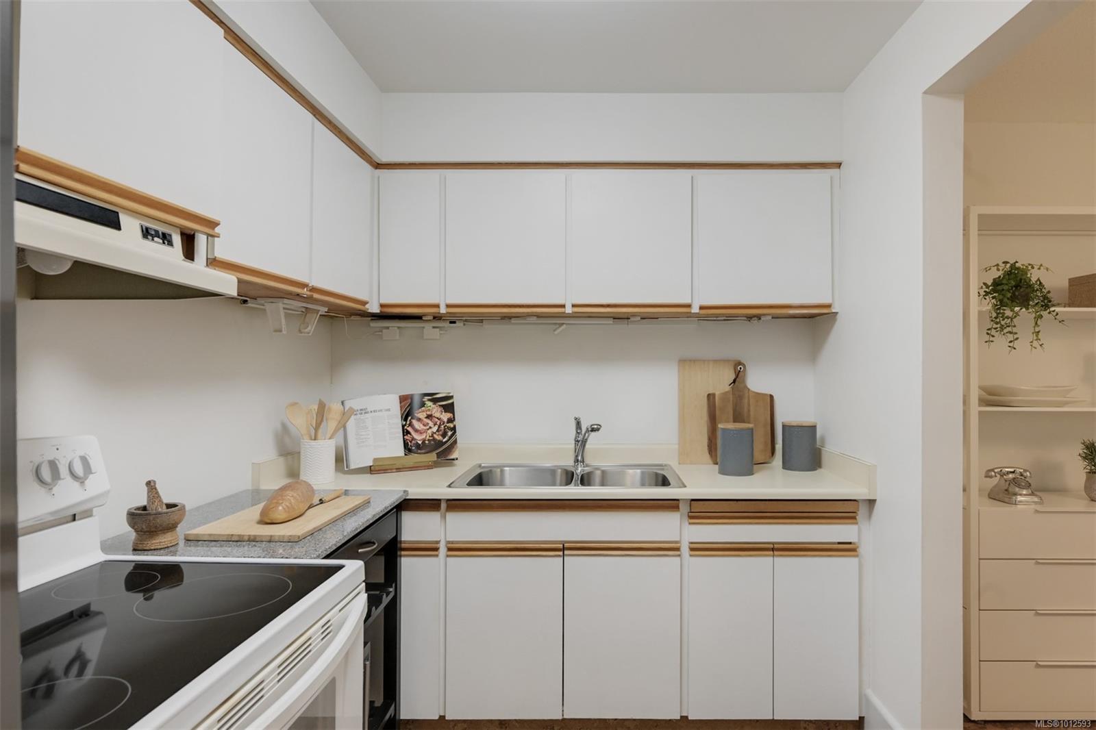 1400 Newport Ave # 110