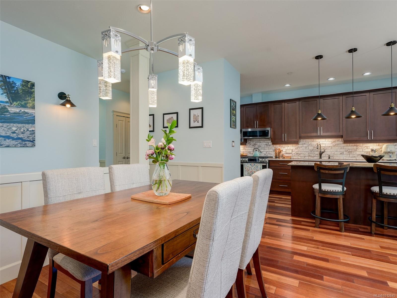 551 Bezanton Way # 18