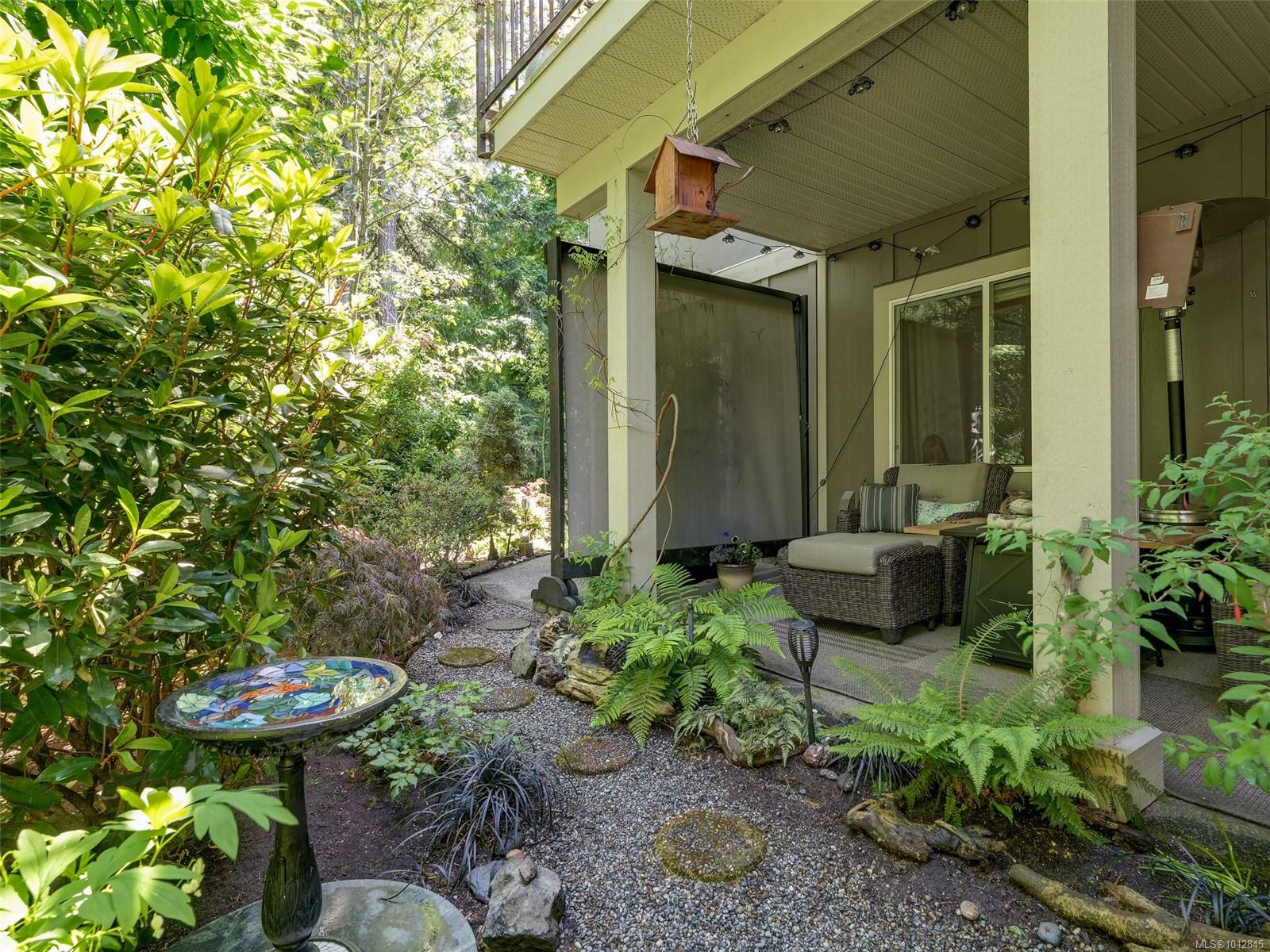 551 Bezanton Way # 18