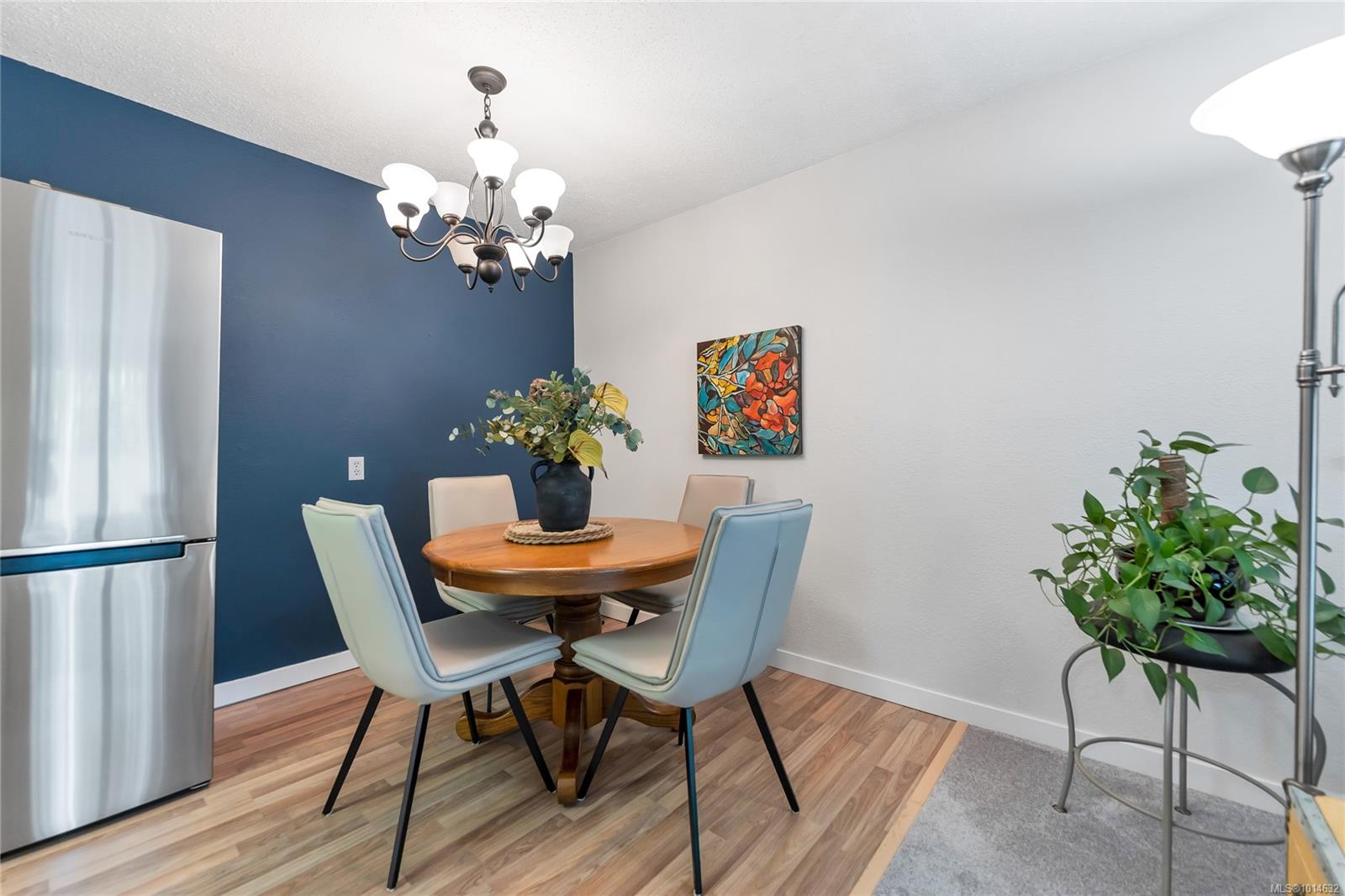 305 Michigan St # 302