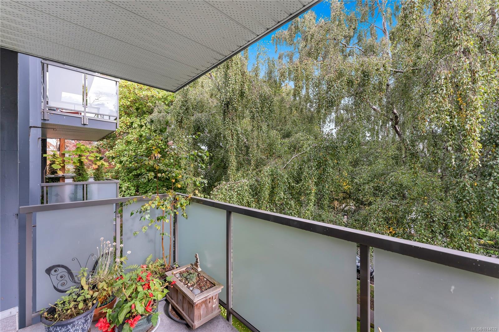 305 Michigan St # 302