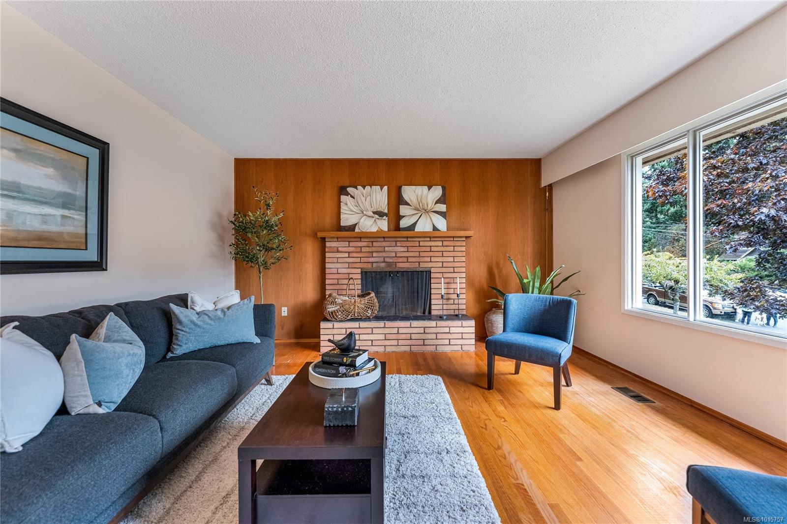 2435 Sutton Rd