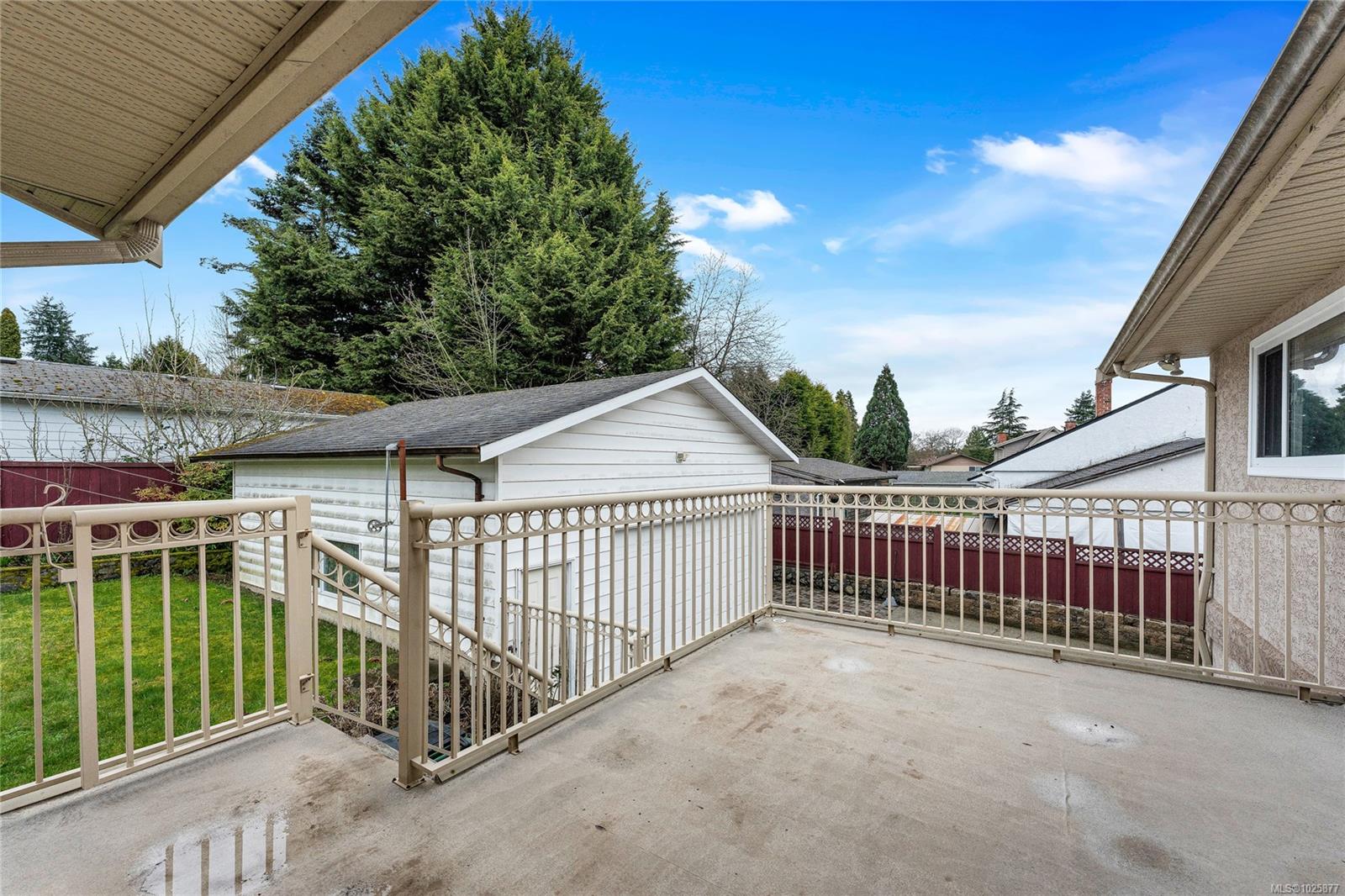 4325 Dieppe Rd