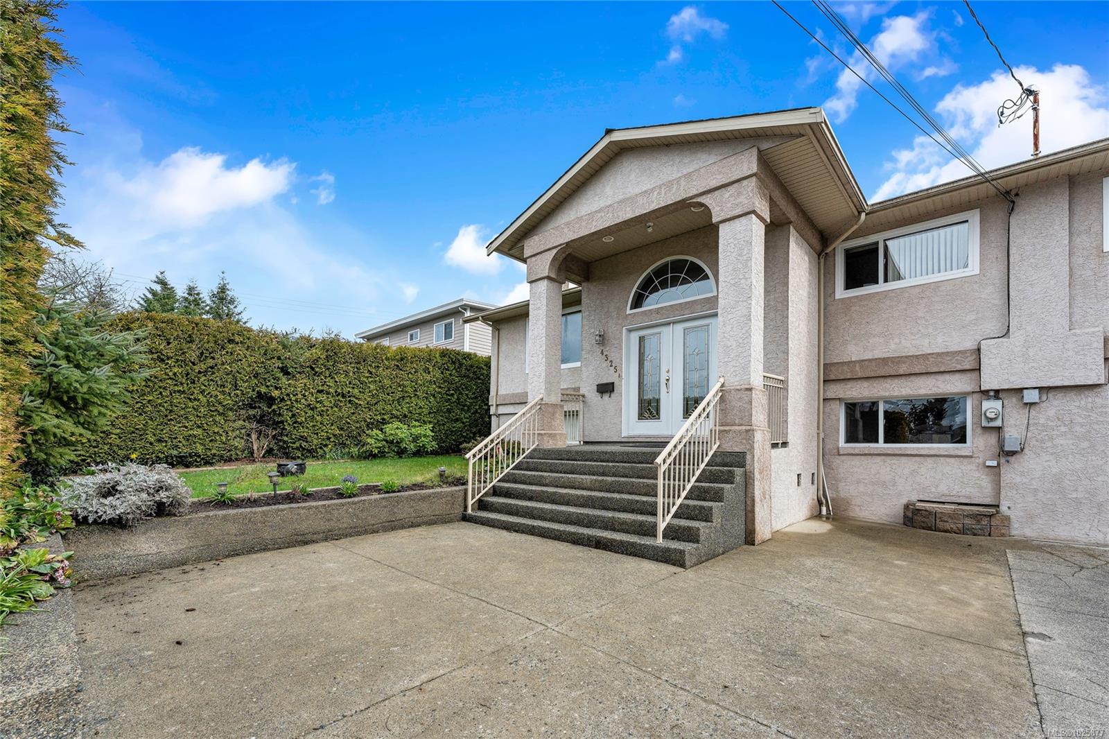 4325 Dieppe Rd
