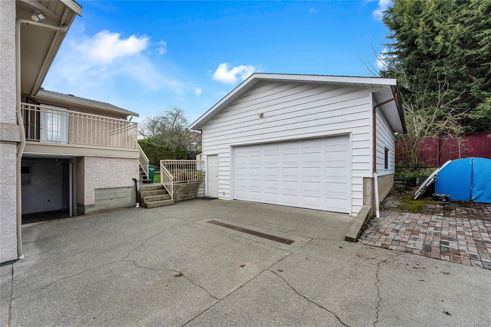 4325 Dieppe Rd