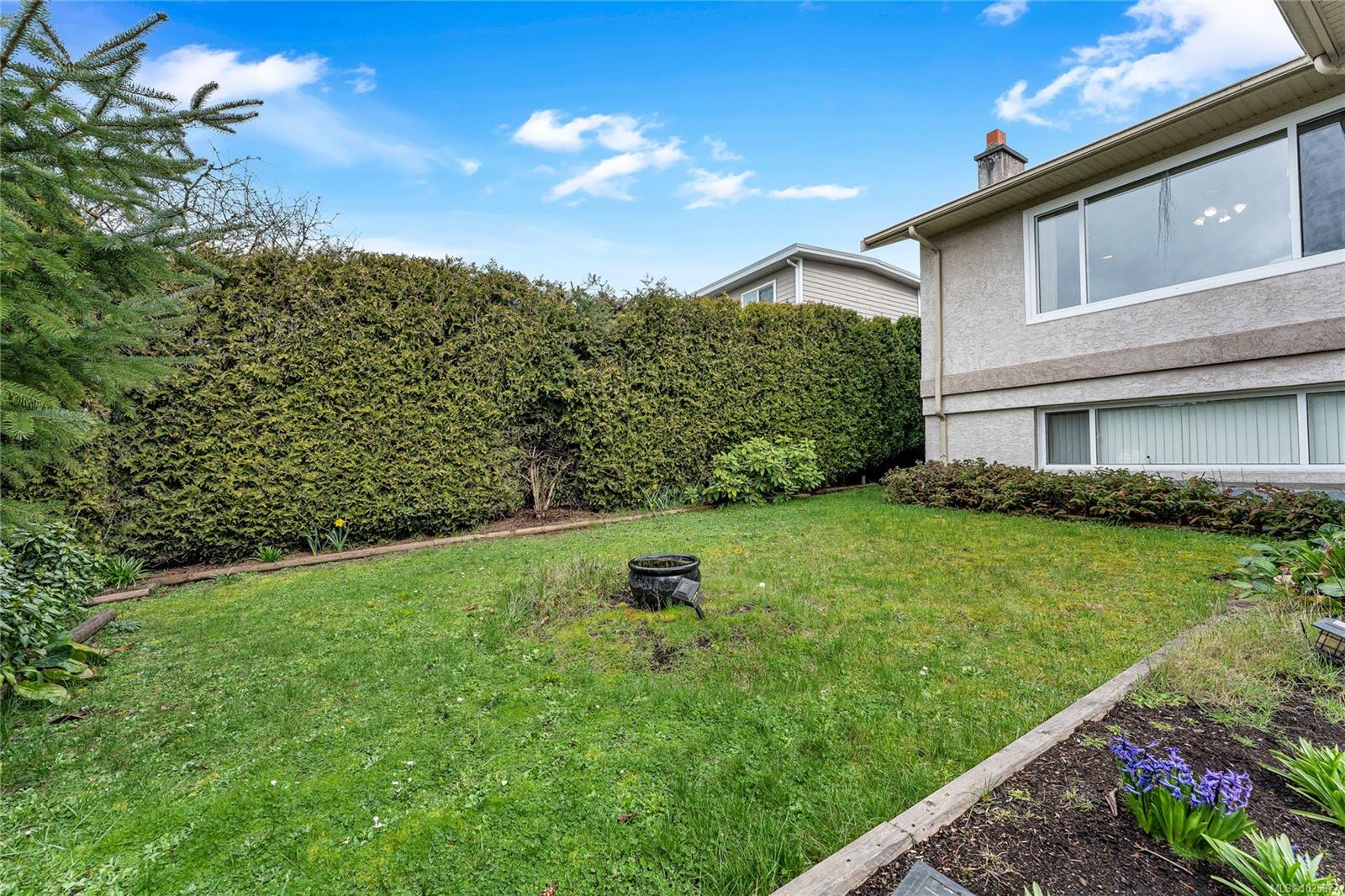 4325 Dieppe Rd