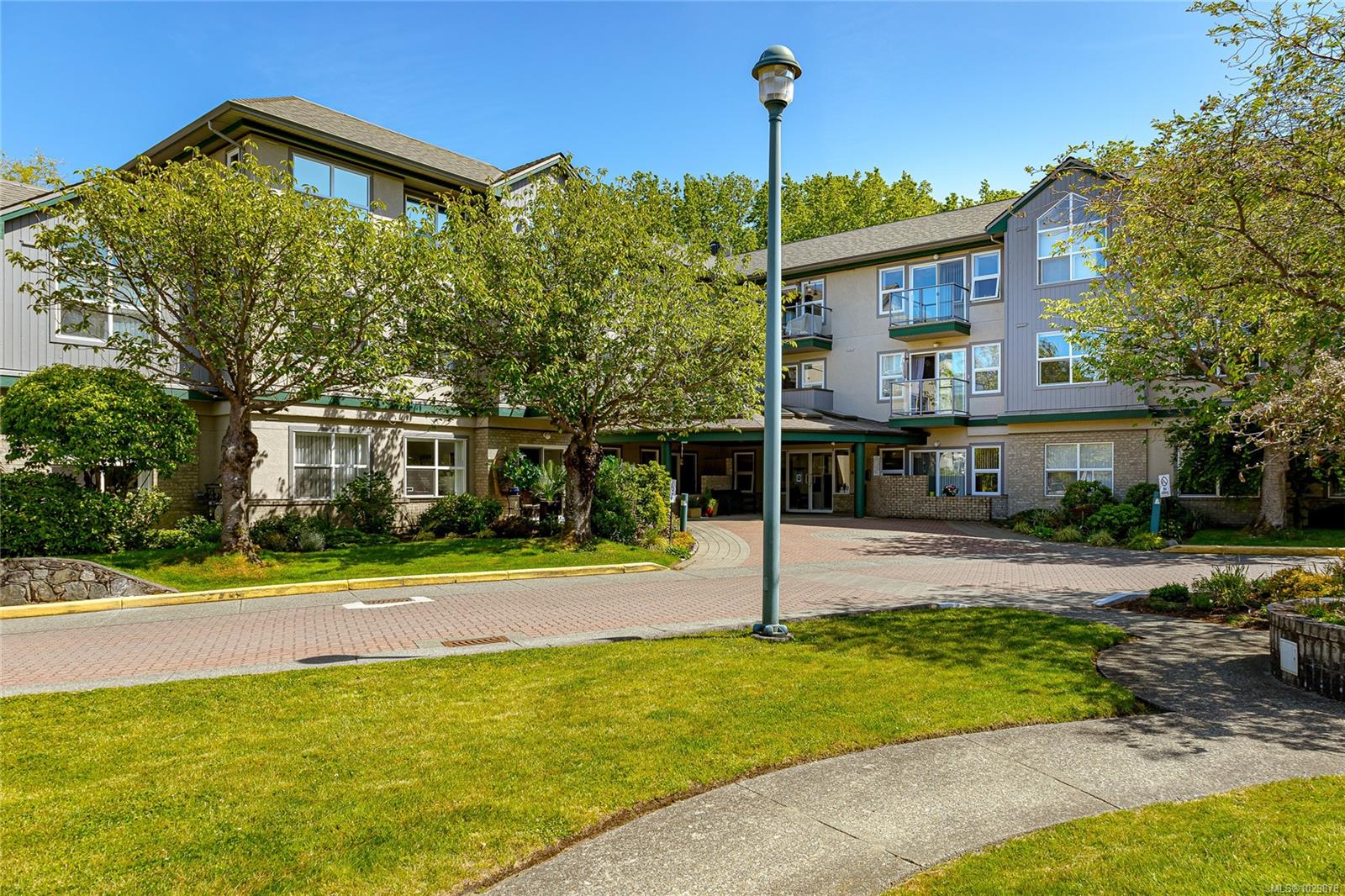 1485 Garnet Rd #202