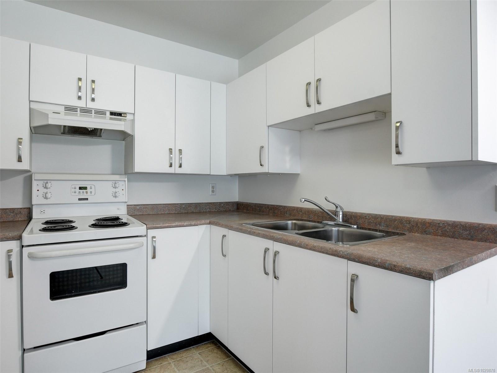 1485 Garnet Rd #202