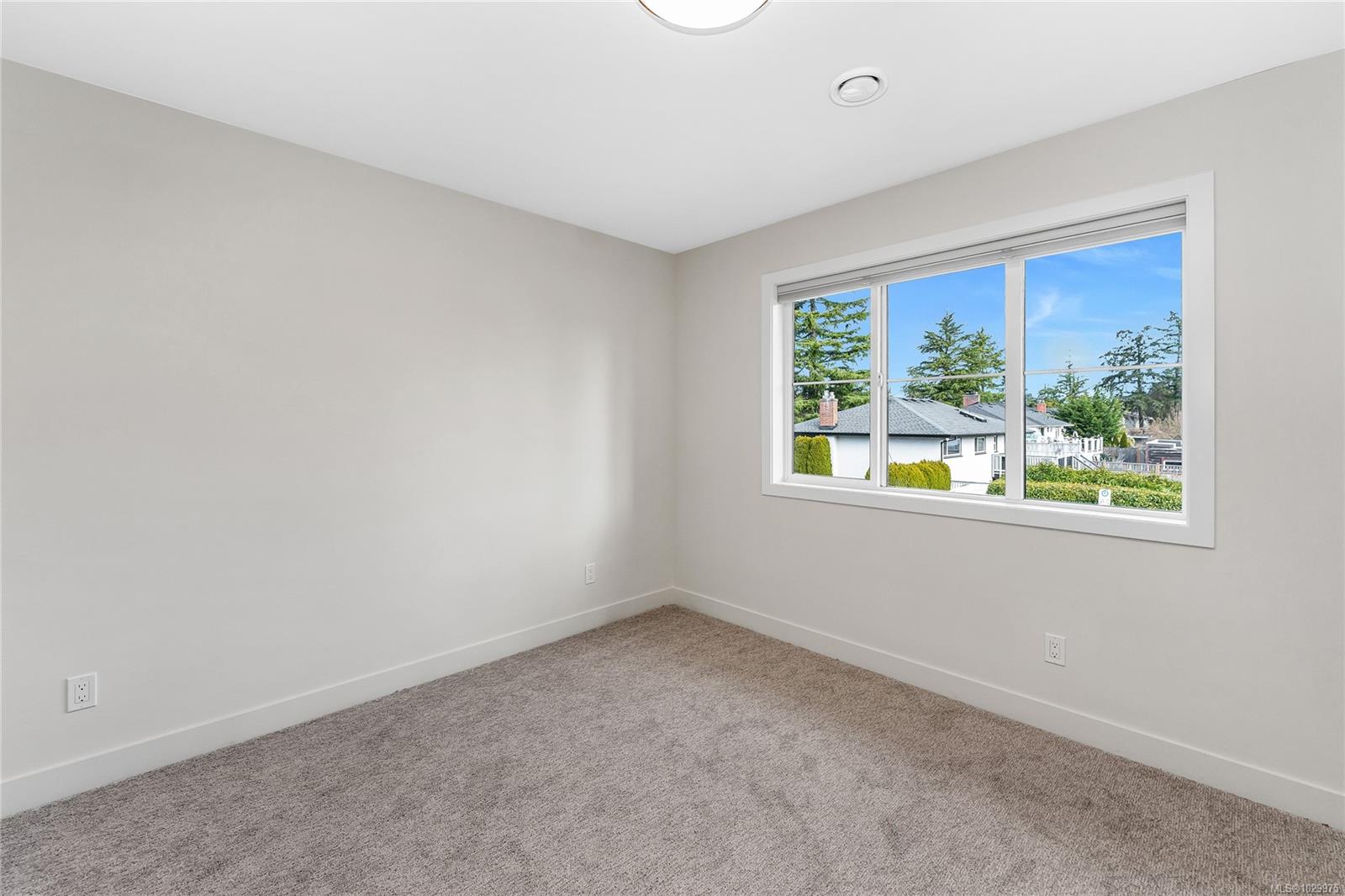 3333 Henderson Rd # 3