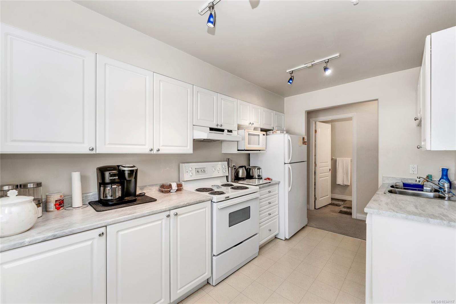 1580 Christmas Ave # 104