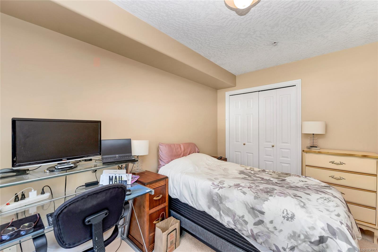 1580 Christmas Ave # 104