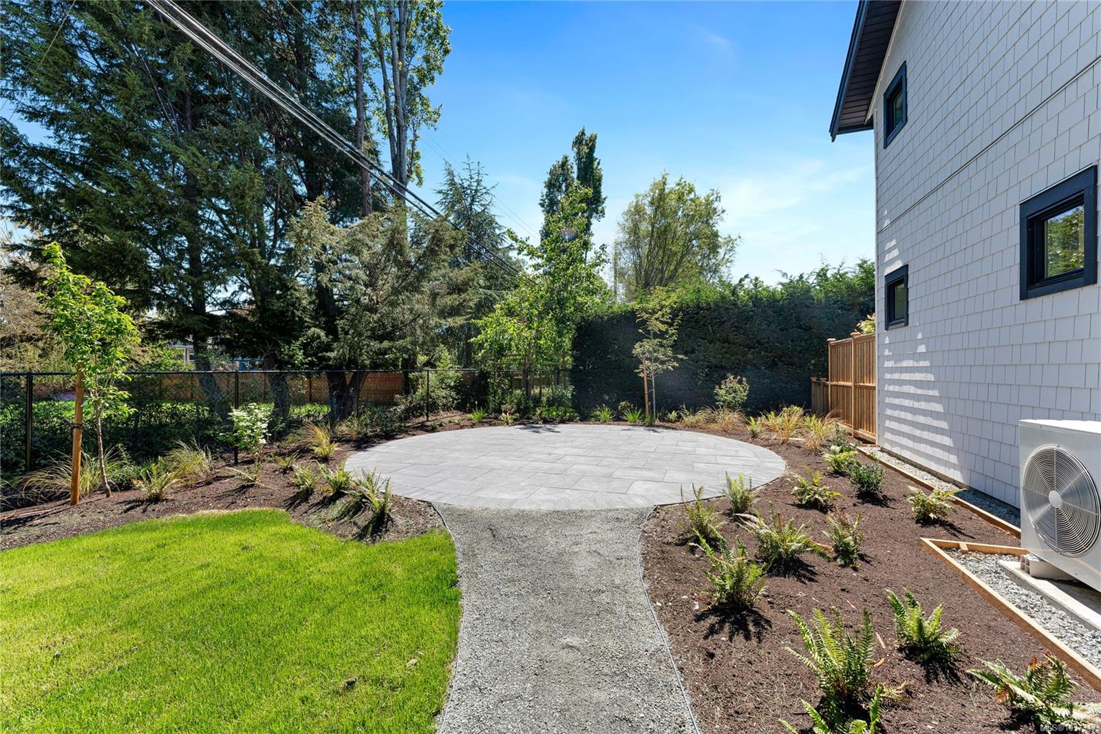 3333 Henderson Rd # 1