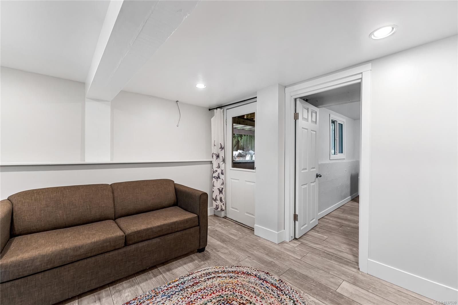 1779 Lillian Rd