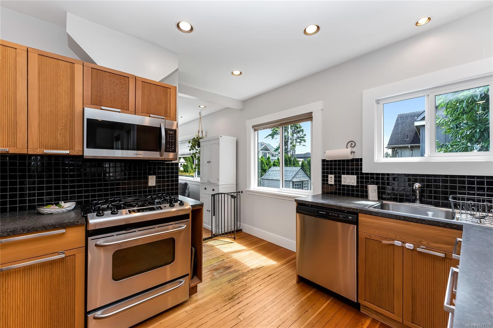 1779 Lillian Rd