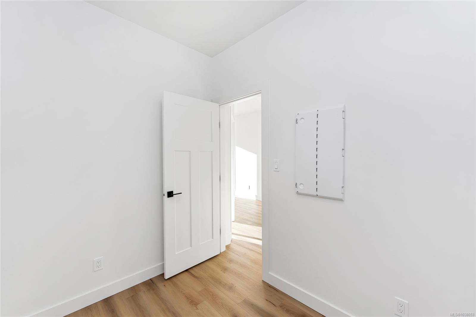 2021 Oakhill Pl