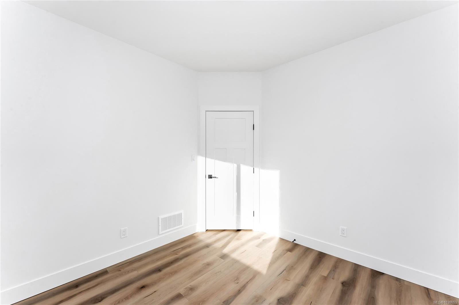2021 Oakhill Pl