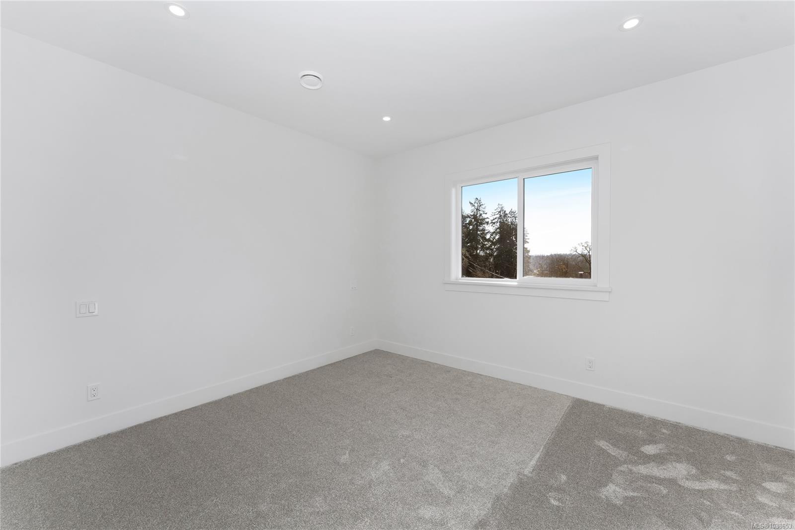2021 Oakhill Pl