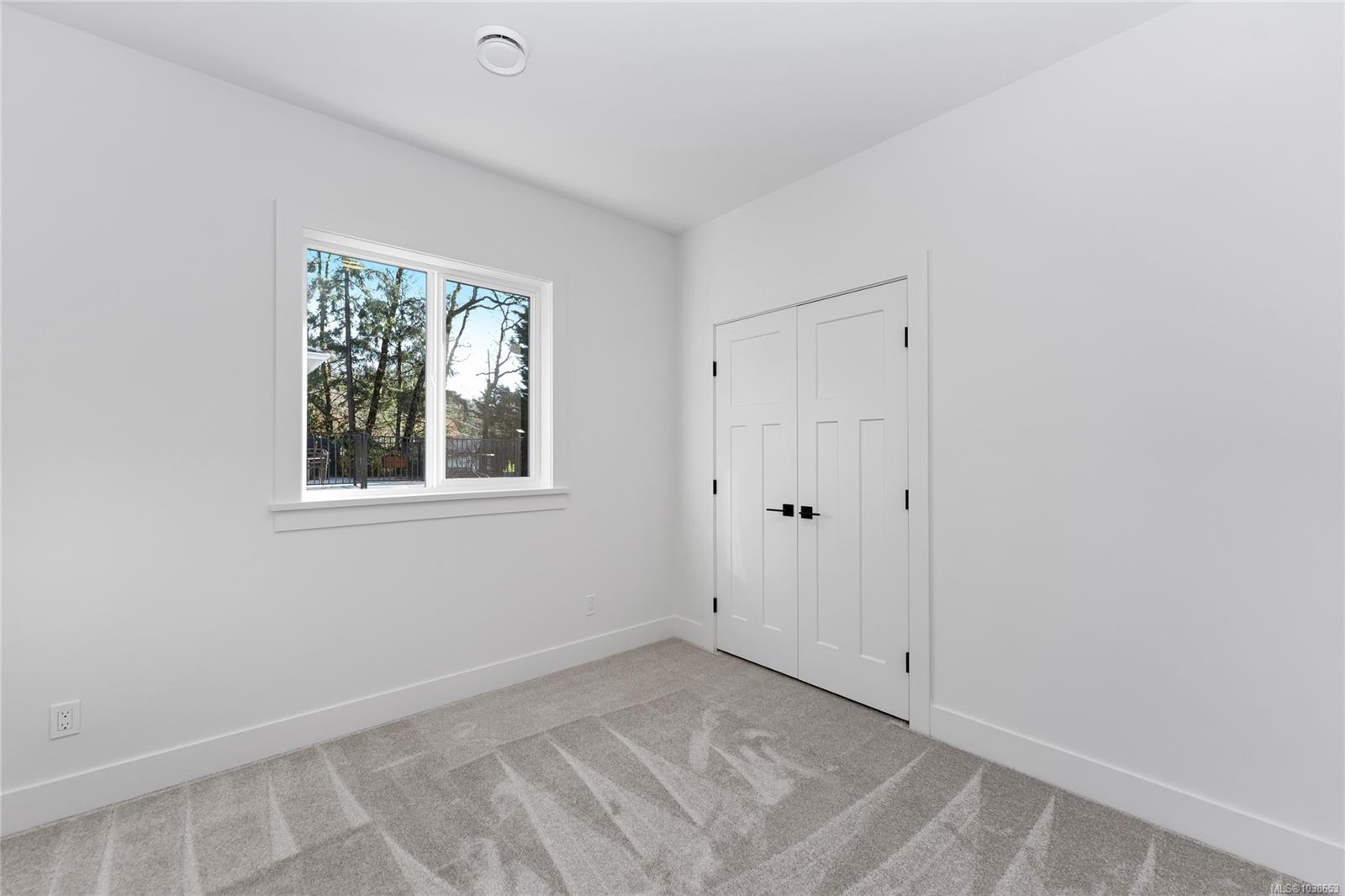 2021 Oakhill Pl