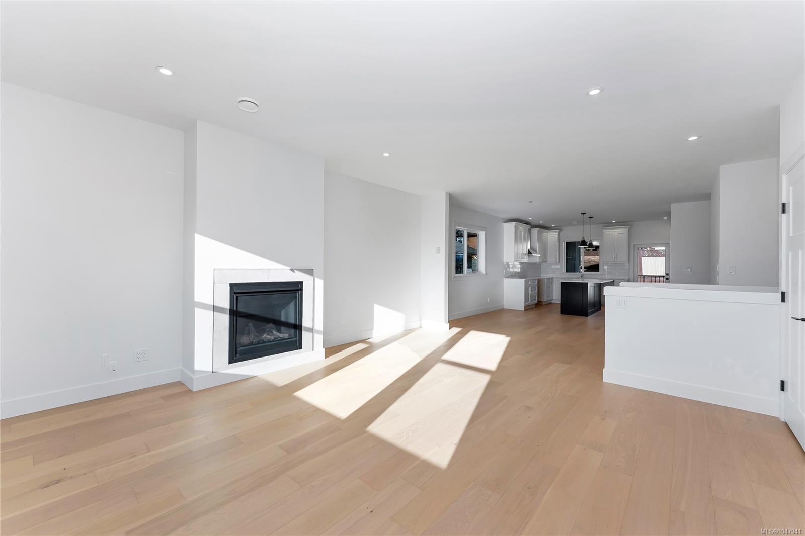 2023 Oakhill Pl
