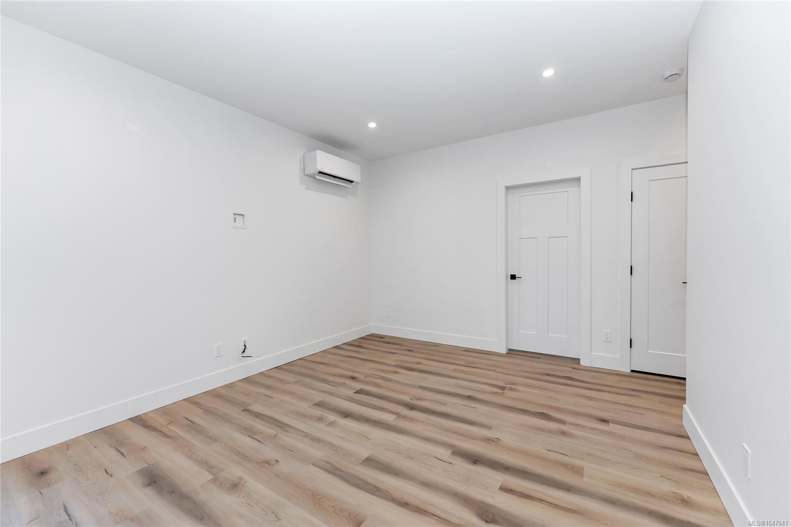 2023 Oakhill Pl