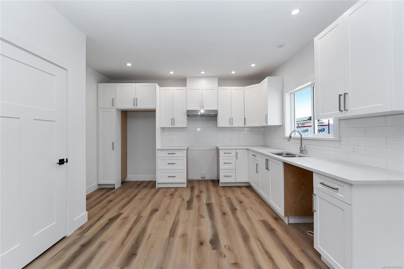 2023 Oakhill Pl