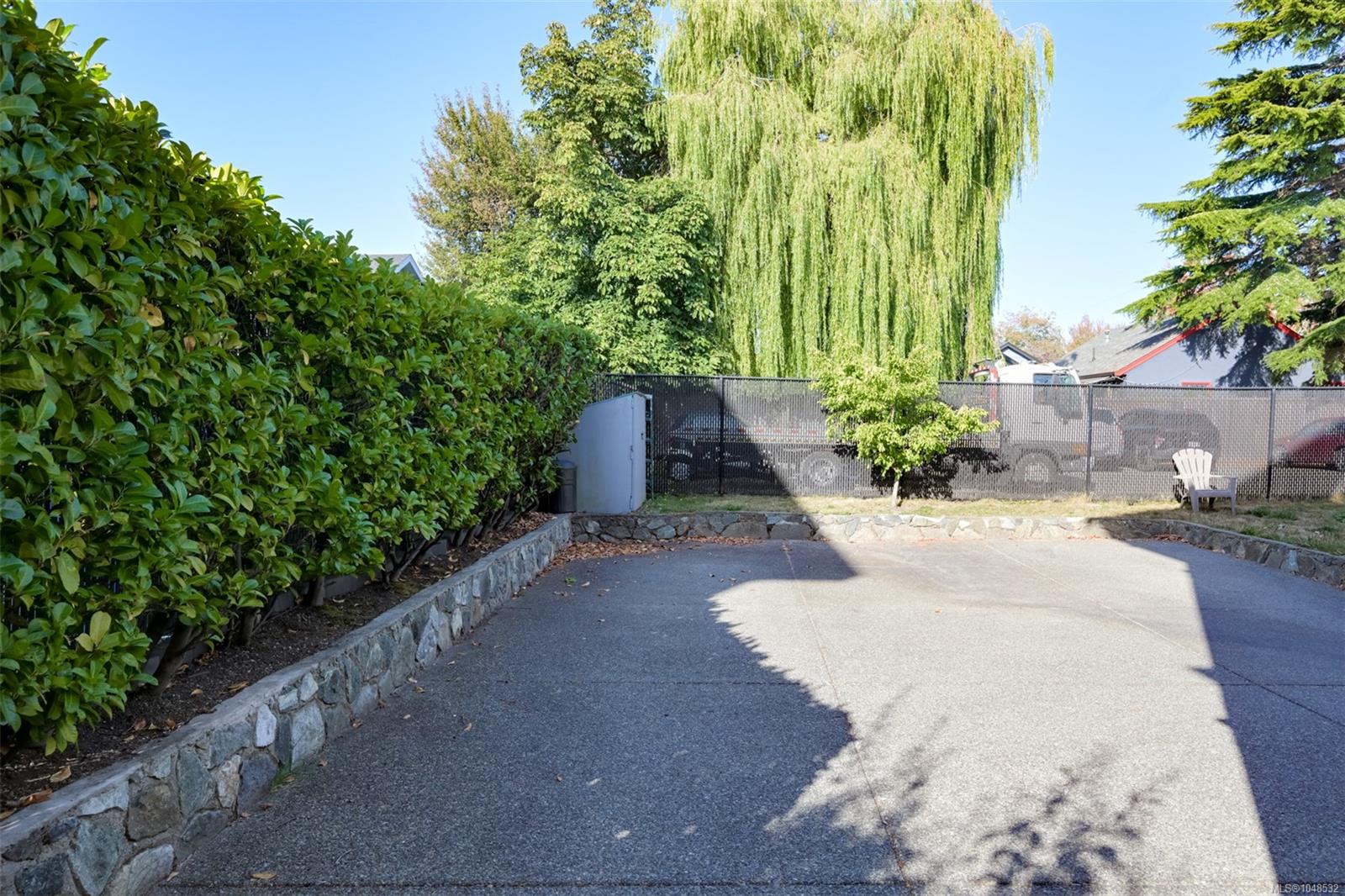 2116 Richmond Rd #1