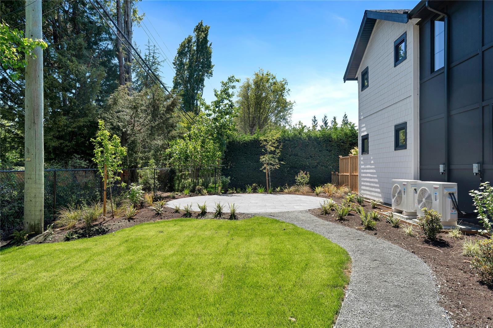 3333 Henderson Rd #3