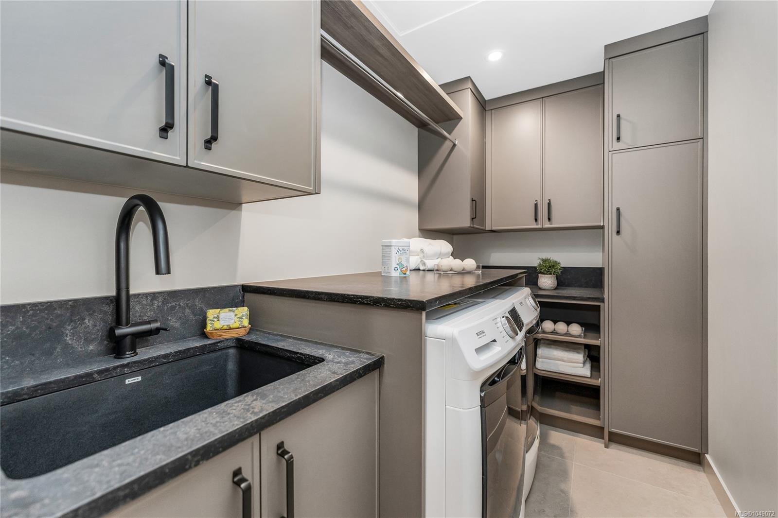3333 Henderson Rd #4