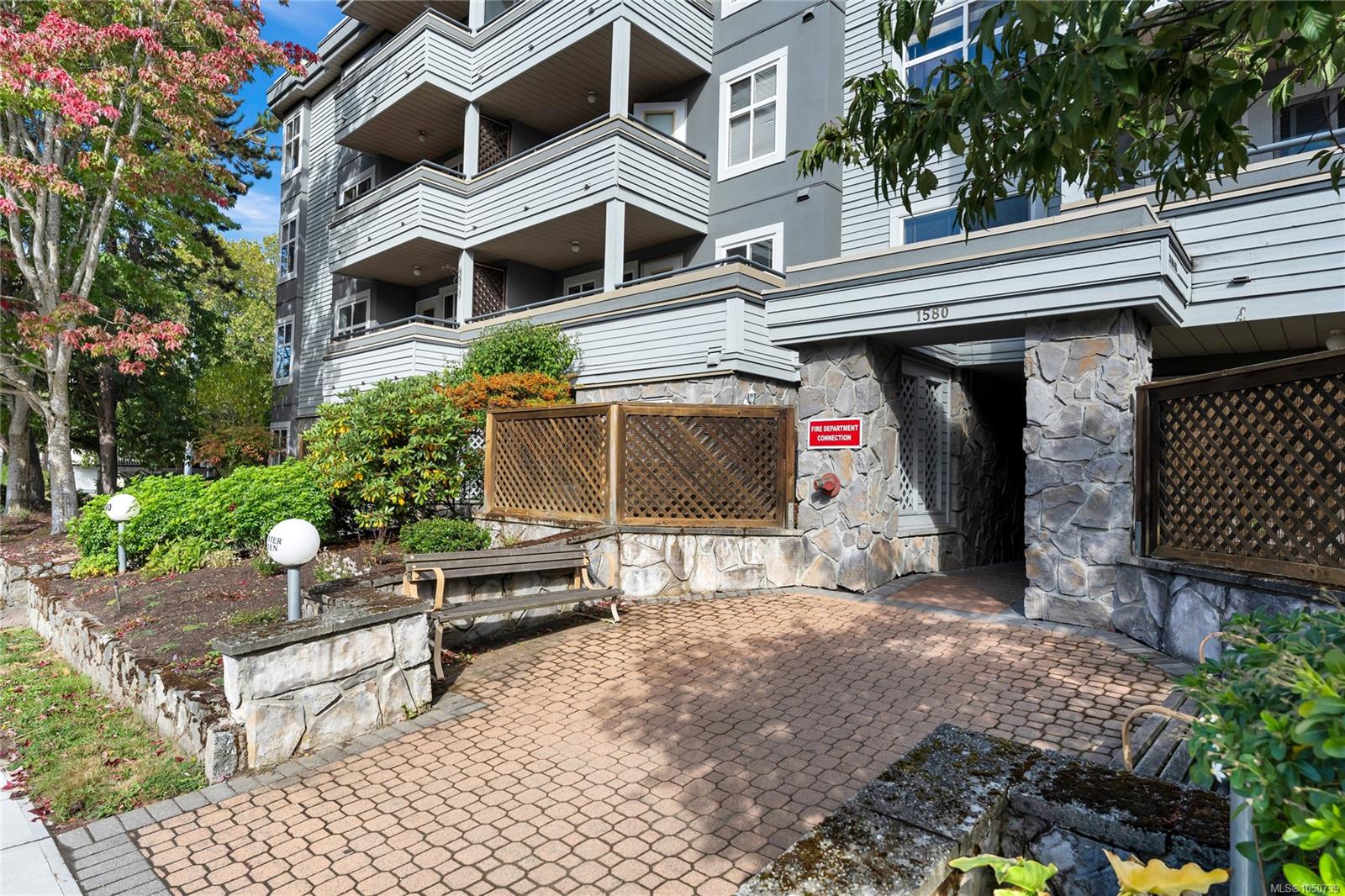 1580 Christmas Ave #104