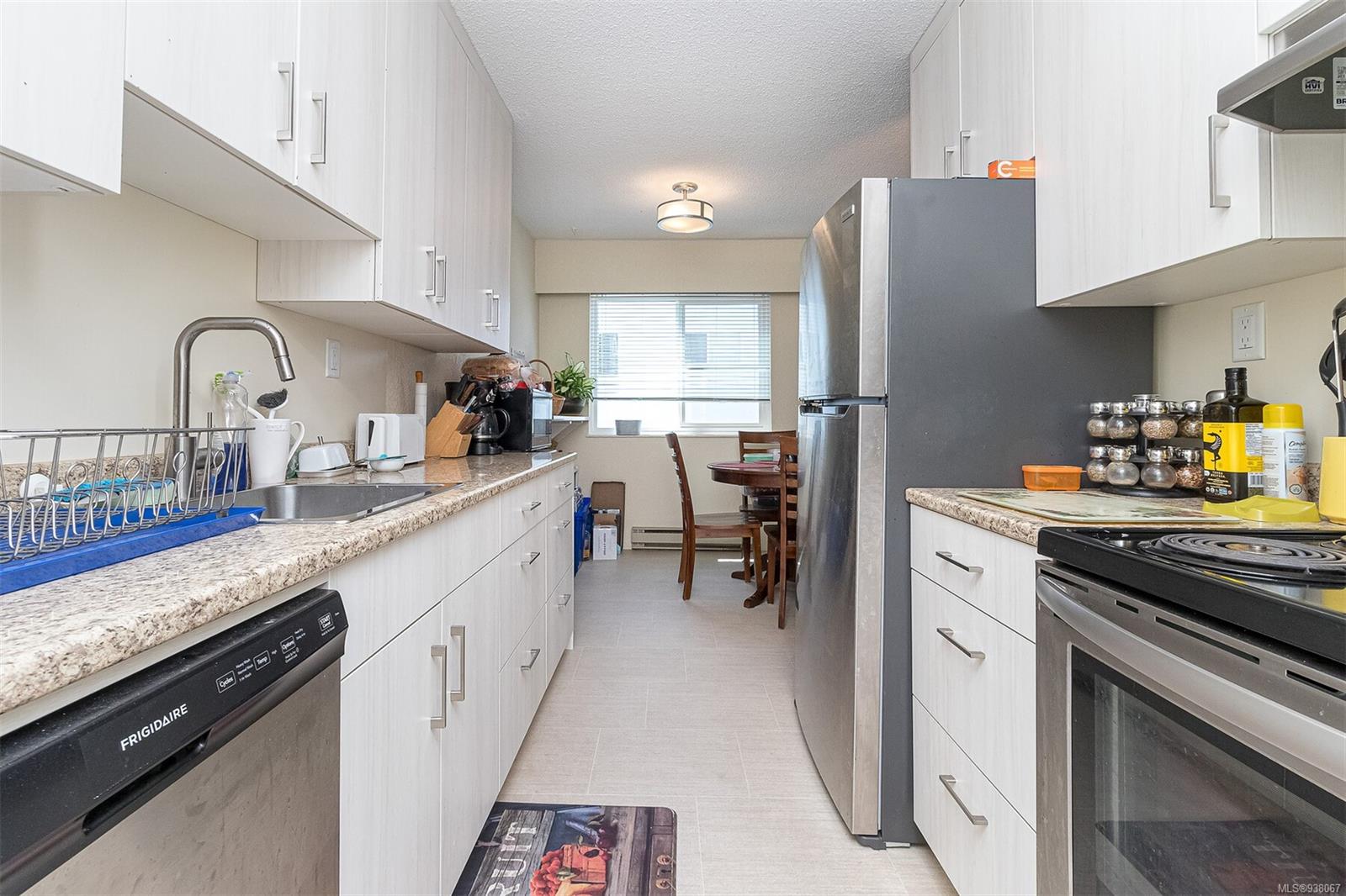 429 Linden Ave # 206