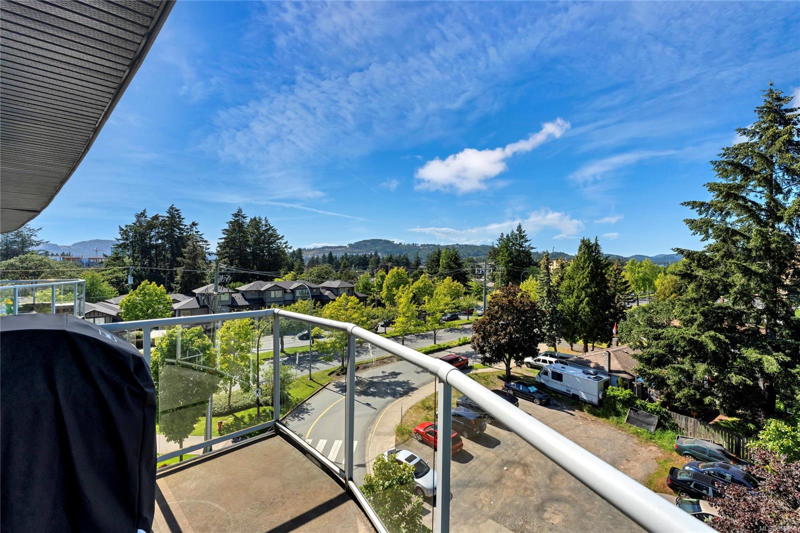 2745 Veterans Memorial Pkwy # 504