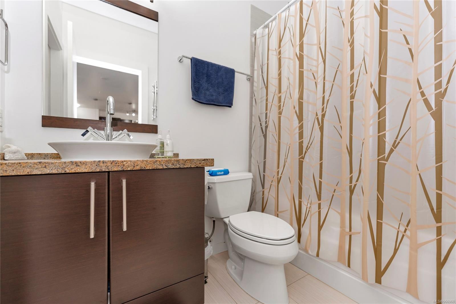 2745 Veterans Memorial Pkwy # 504