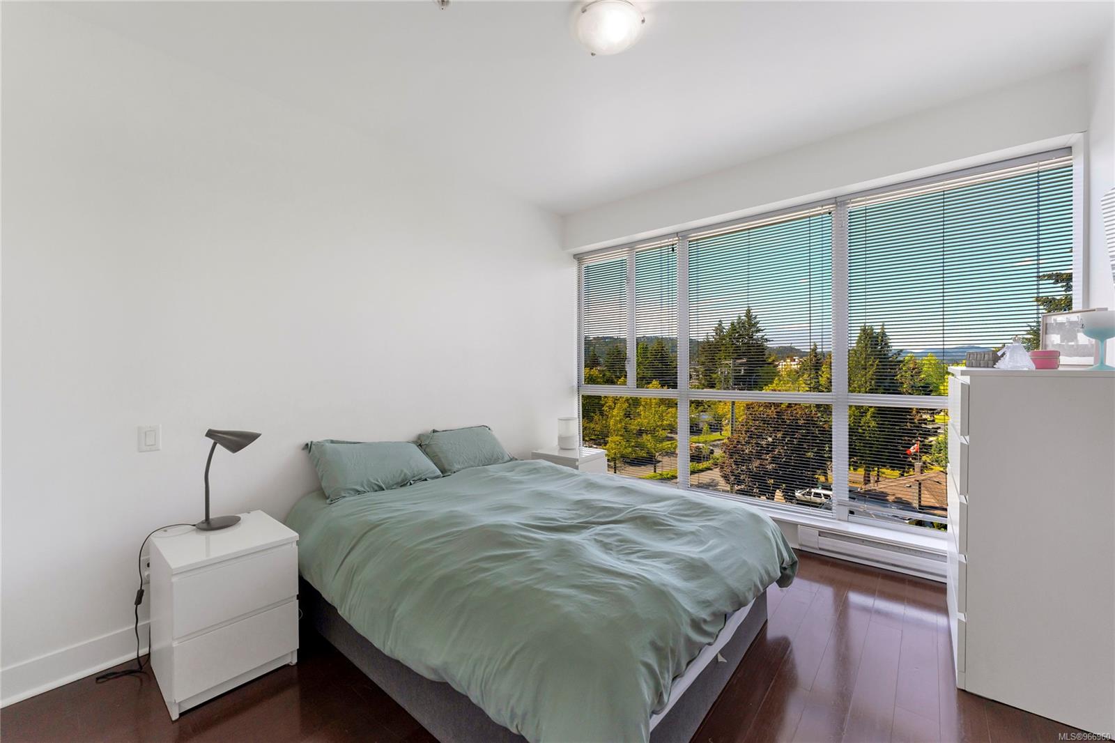 2745 Veterans Memorial Pkwy # 504