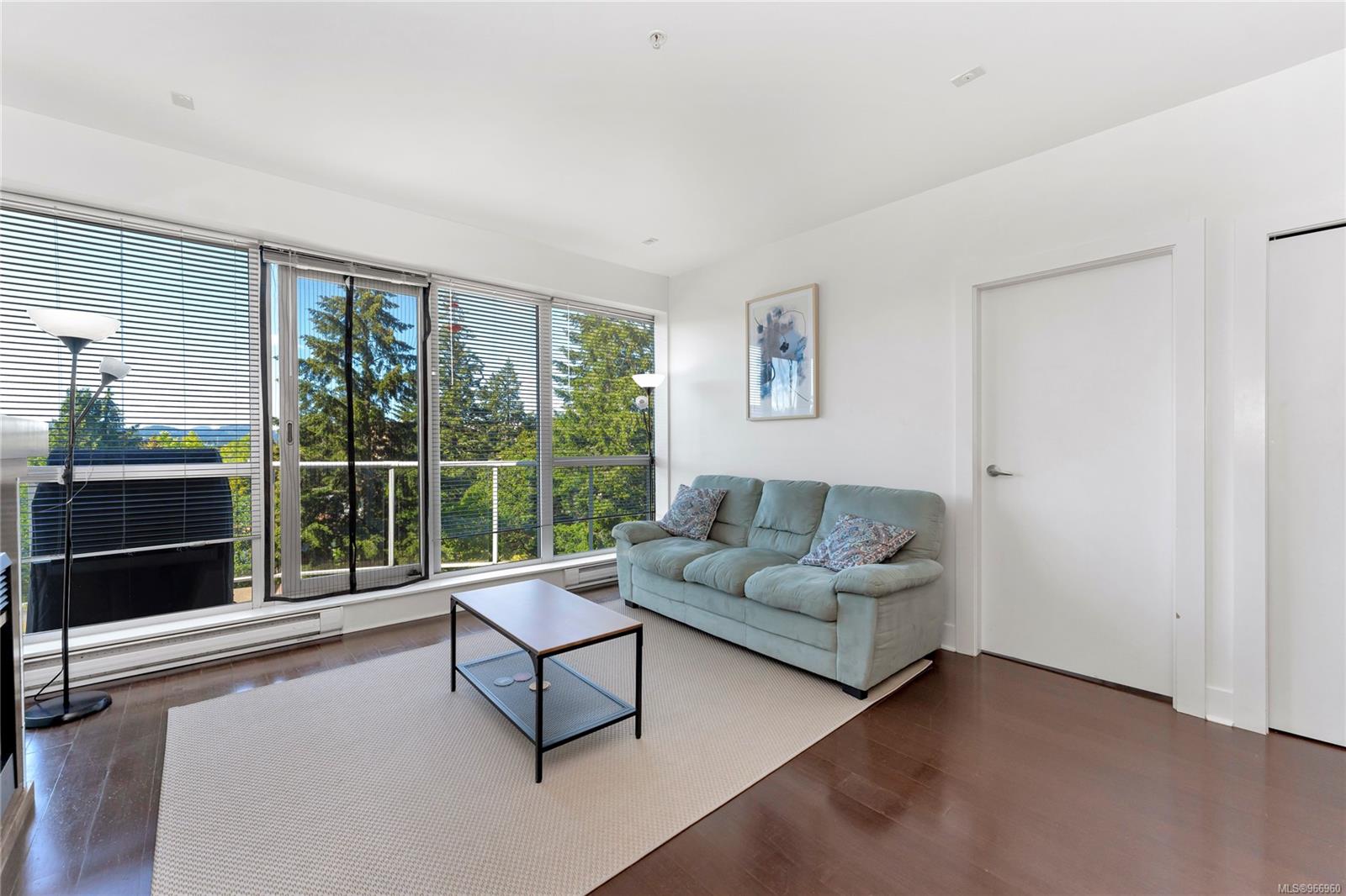 2745 Veterans Memorial Pkwy # 504