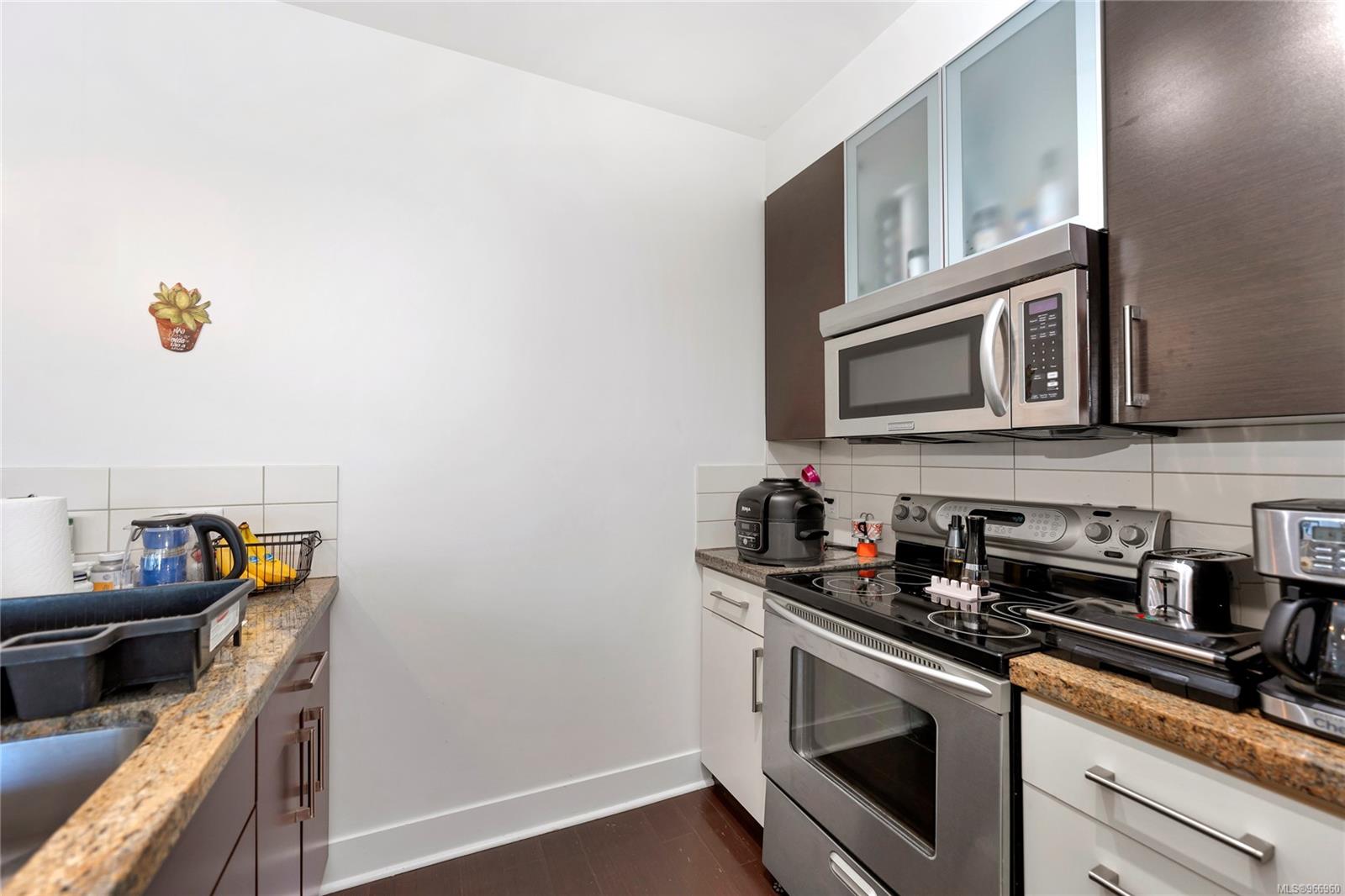 2745 Veterans Memorial Pkwy # 504