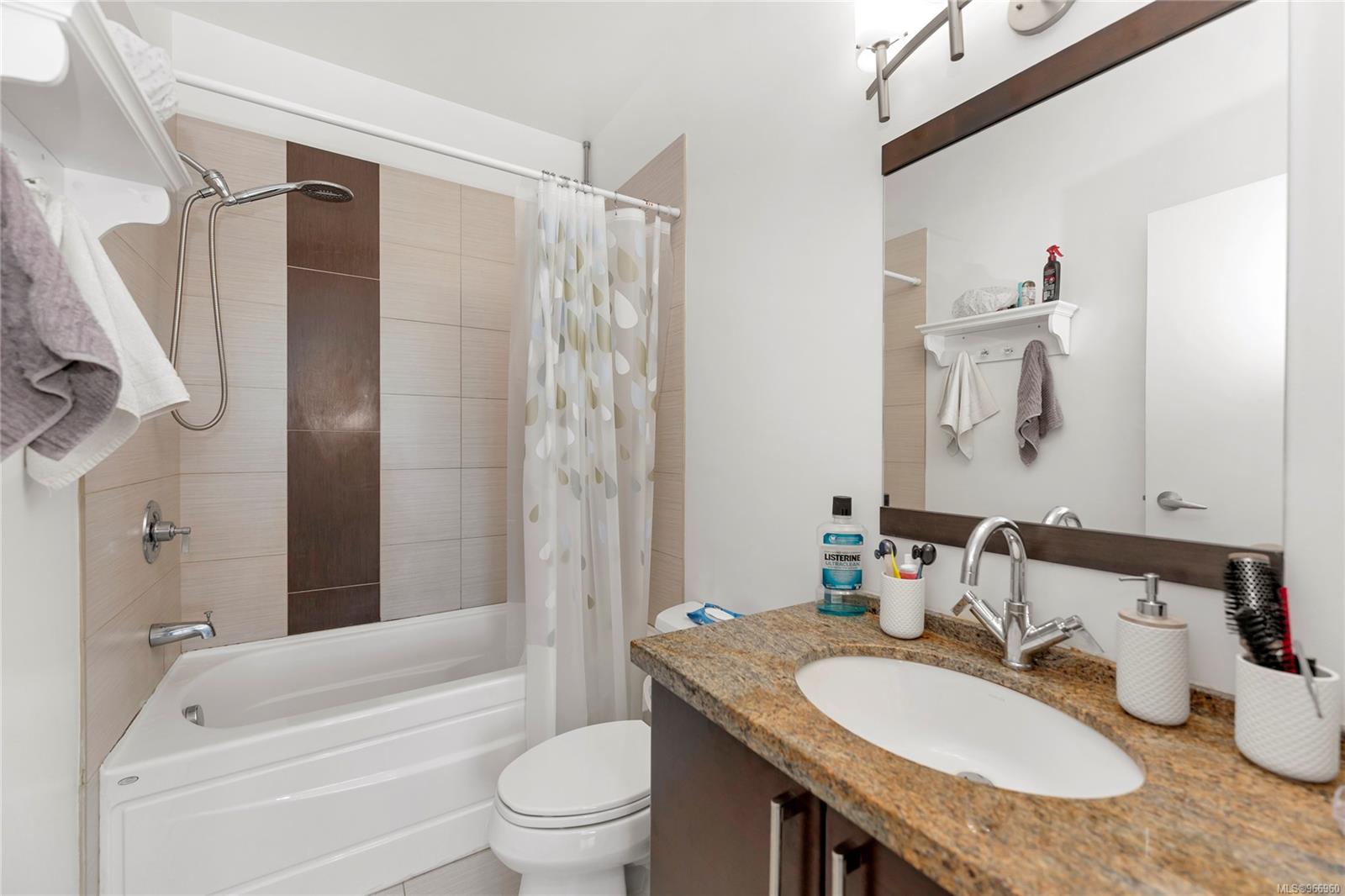 2745 Veterans Memorial Pkwy # 504