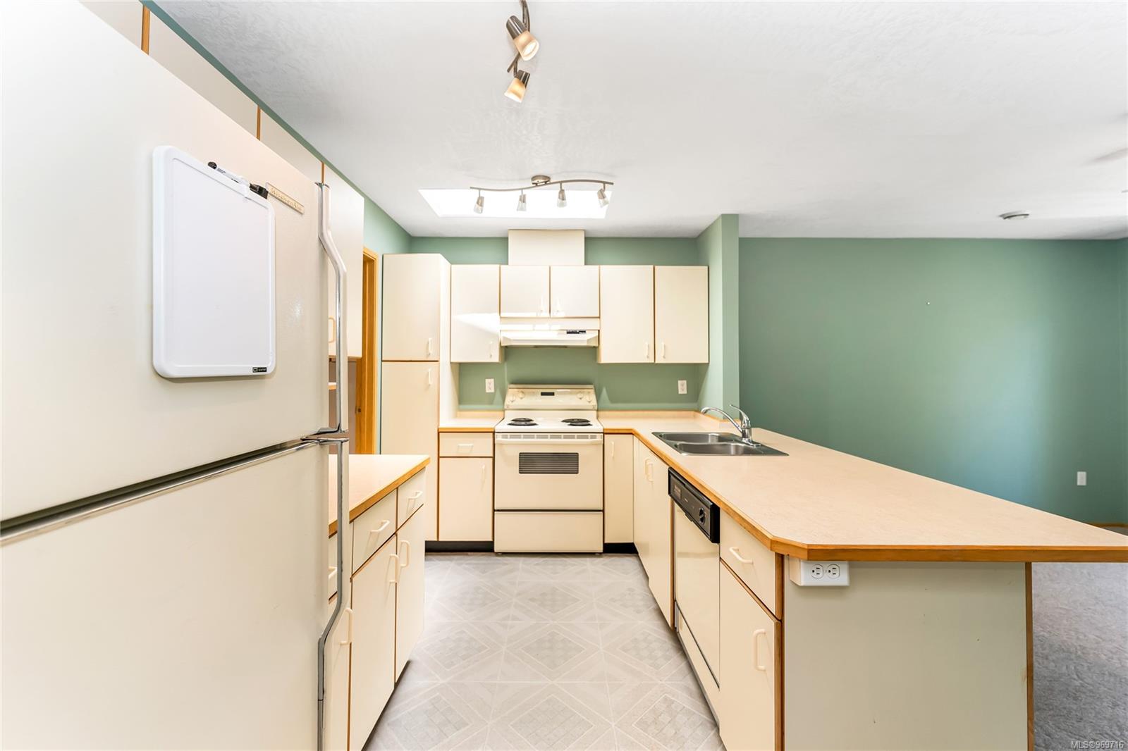 4125 Interurban Rd # 57