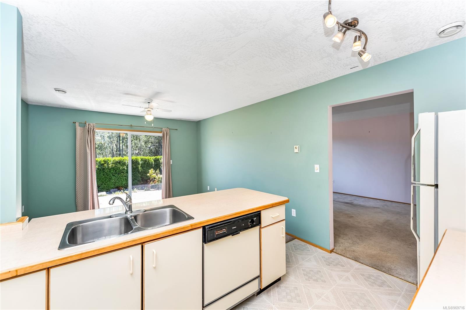 4125 Interurban Rd # 57