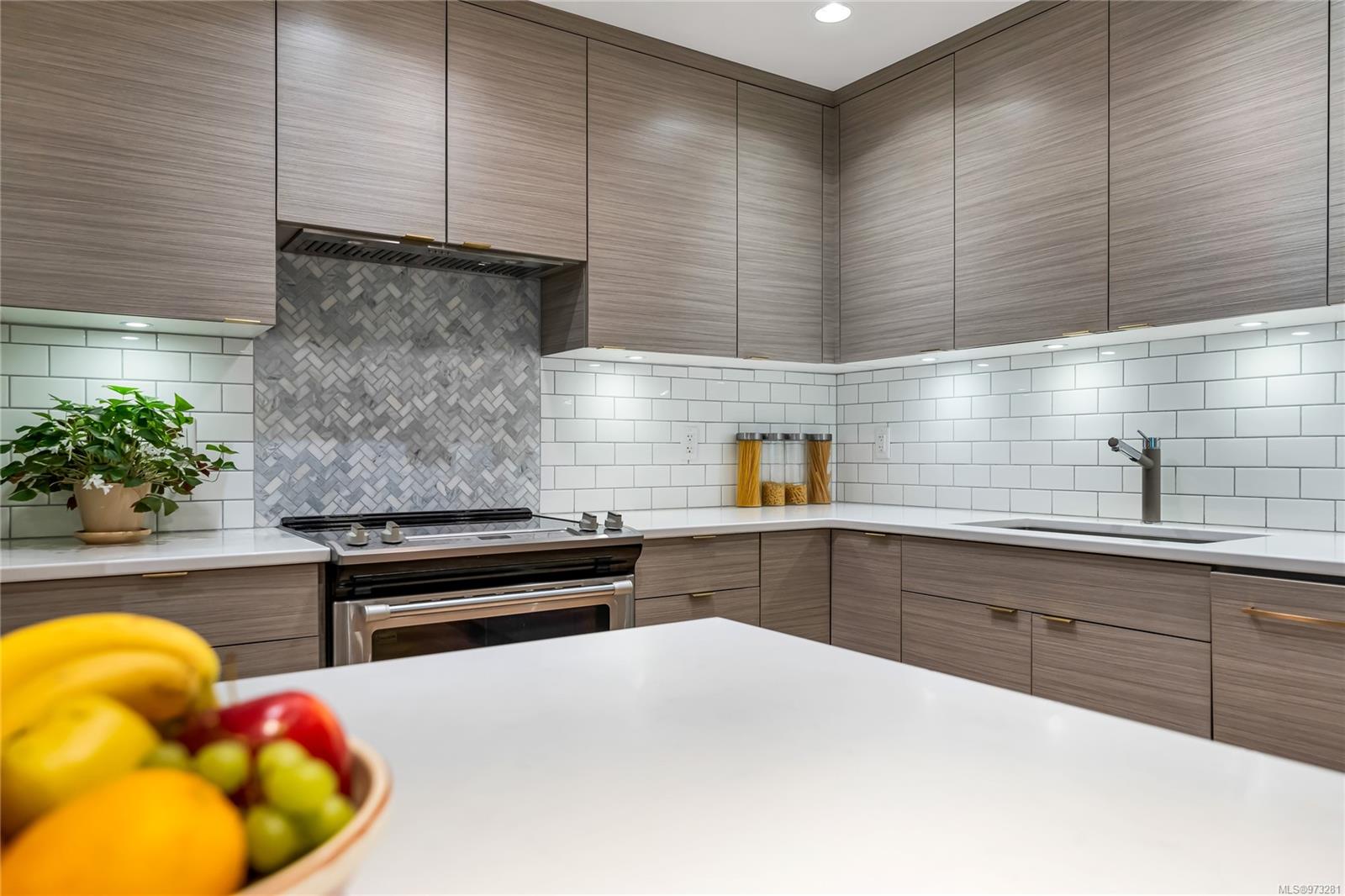 1400 Newport Ave # 310