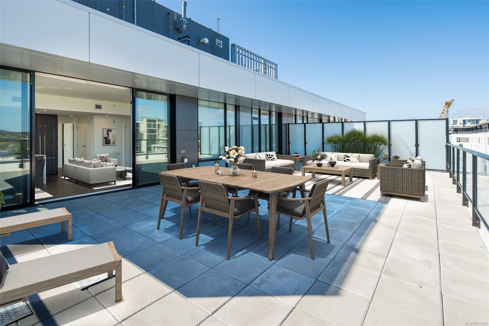 1100 Yates St Unit: PH2