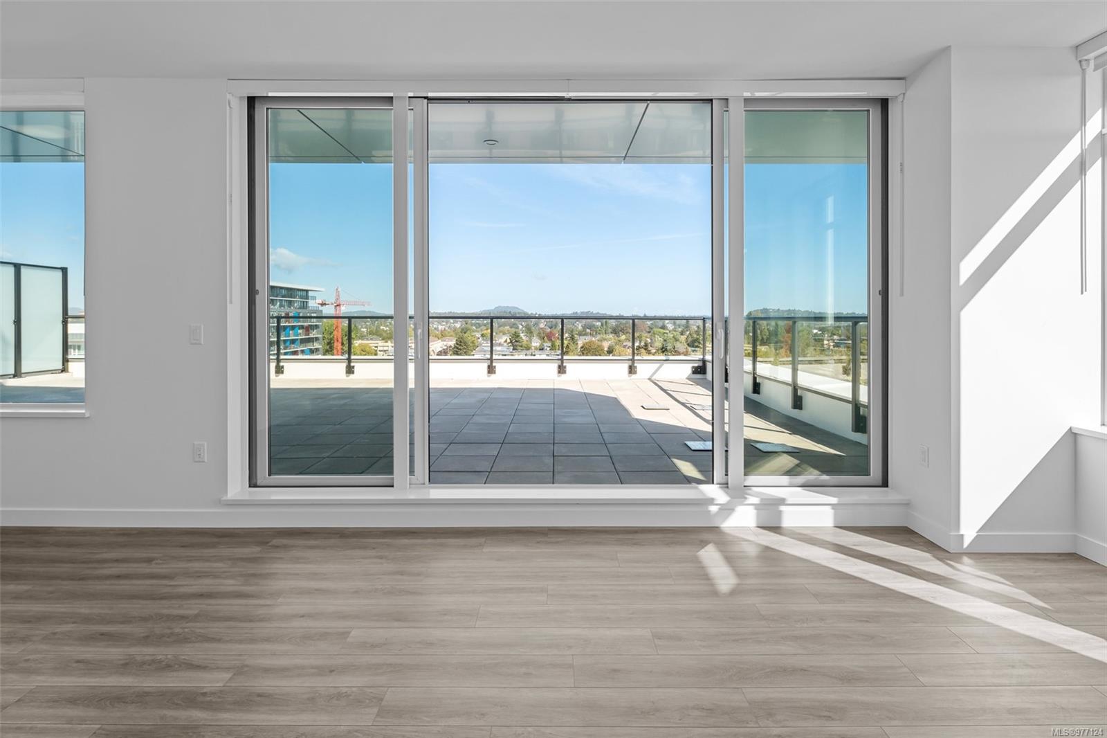 1100 Yates St Unit: PH2