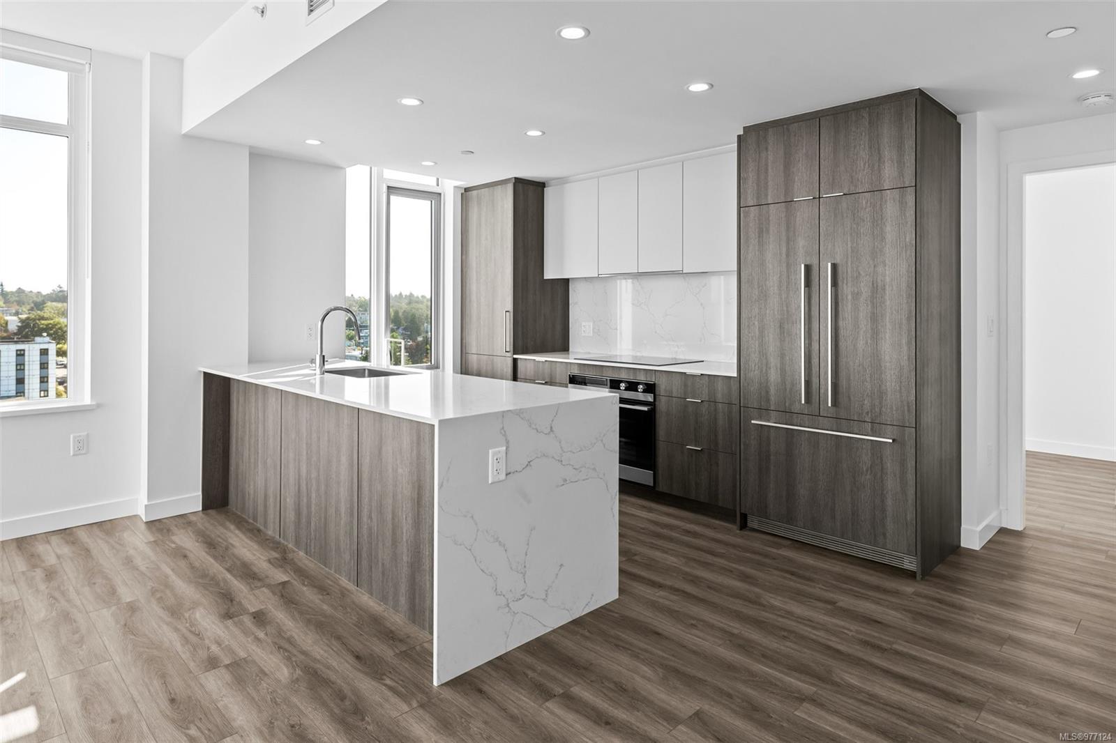 1100 Yates St Unit: PH2