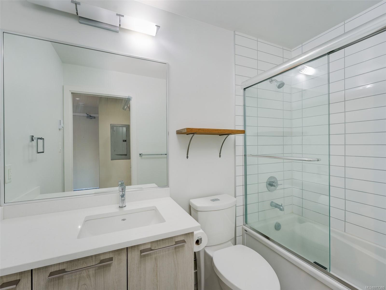 1000 Inverness Rd # 206