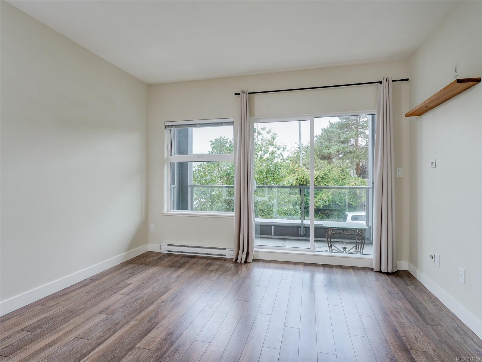 1000 Inverness Rd # 206