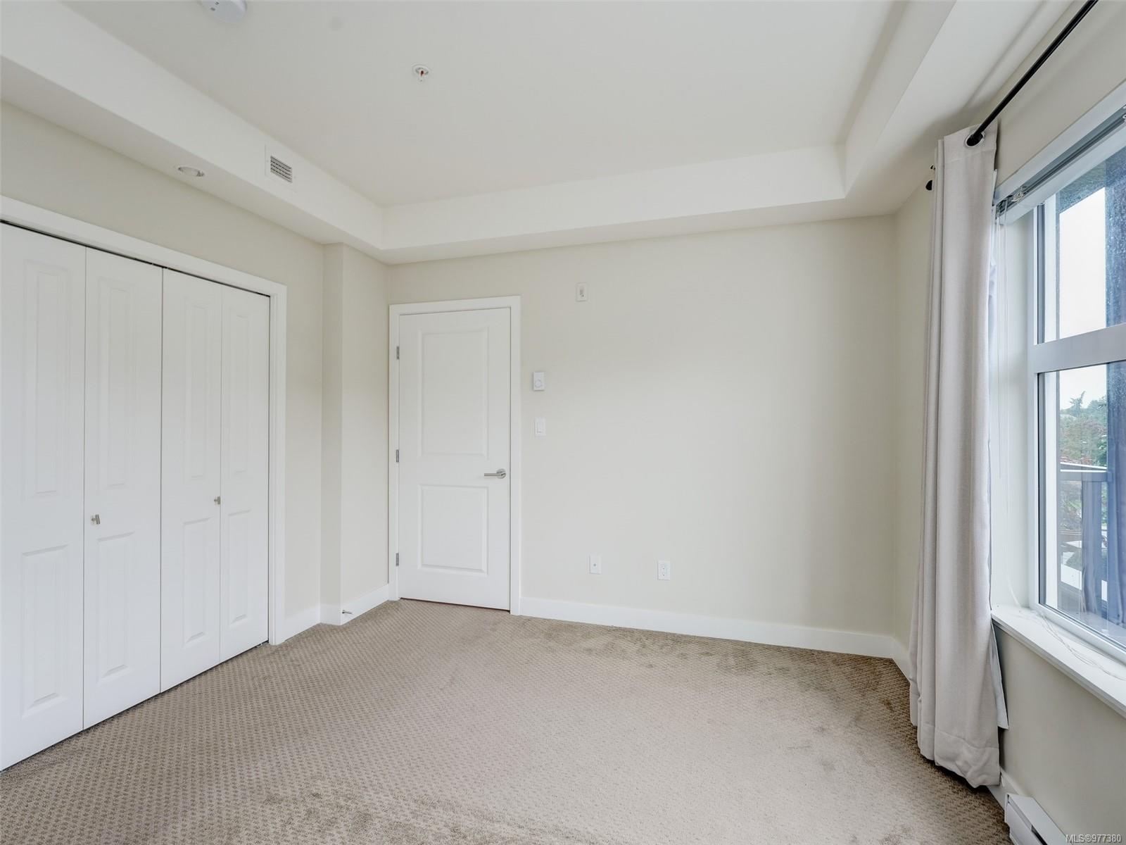 1000 Inverness Rd # 206