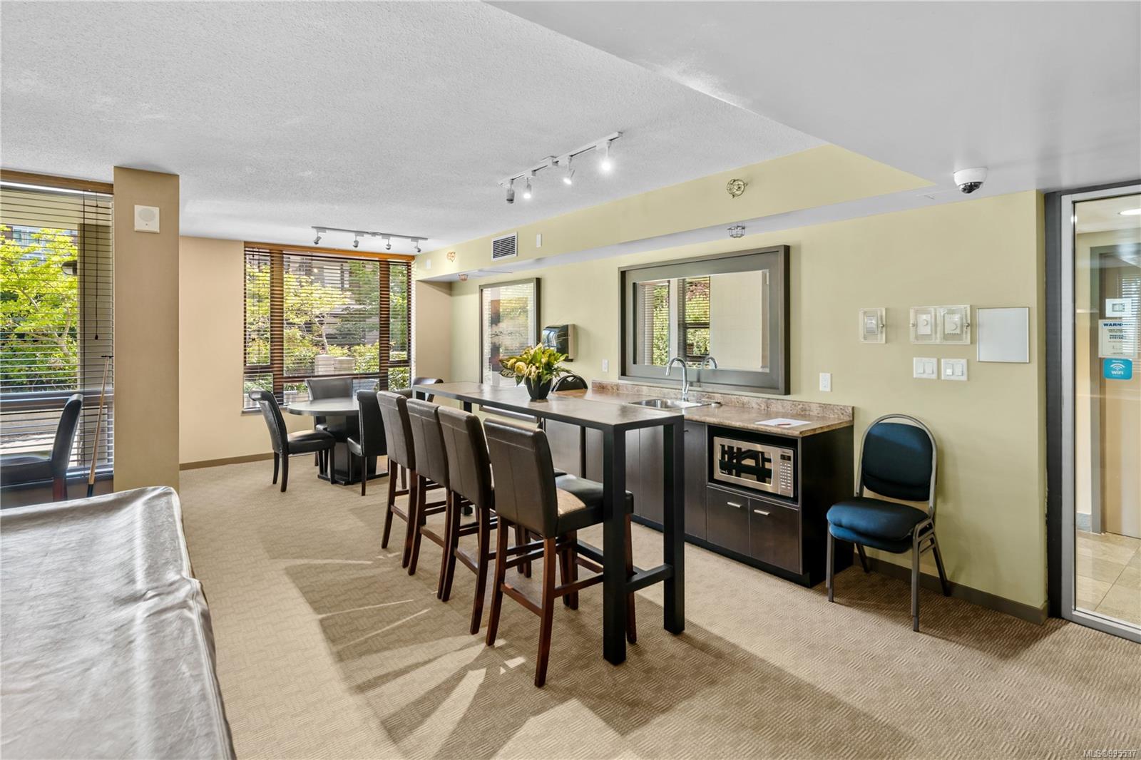 751 Fairfield Rd # 603